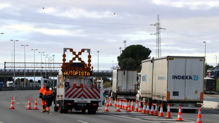 Reapertura de la AP-7 en Gelida tras dos semanas de corte por desprendimiento