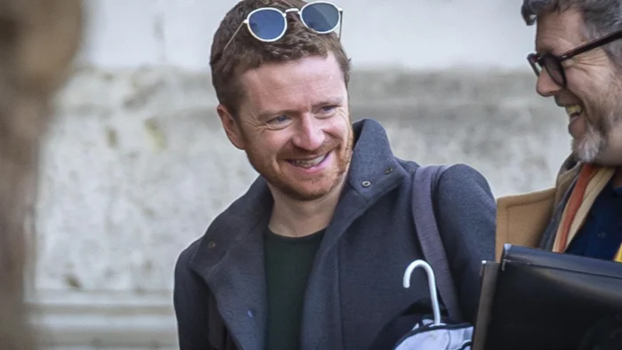 Dimite asesor clave de Starmer por nombramiento fallido de Mandelson