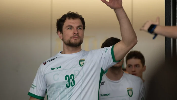 Oleg Kisselev asume su nuevo rol en Anaitasuna: "Lo que necesitamos para ganar"