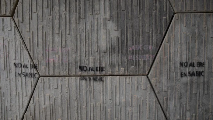 Las m&aacute;s de 2.500 historias tras el cierre de Sabic en Cartagena: "No s&eacute; c&oacute;mo pagar&eacute; la hipoteca"