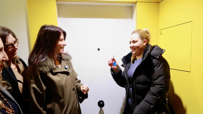 La Xunta entrega en Ferrol un nuevo piso de alquiler social