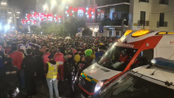 Carnaval de Badajoz: Intensa Jornada Marcada por Asistencias Sanitarias