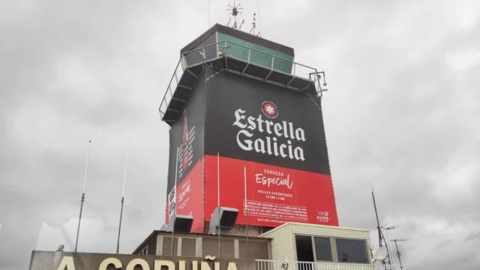 Alerta en la torre de control de Alvedro por falta de personal y riesgo operativo