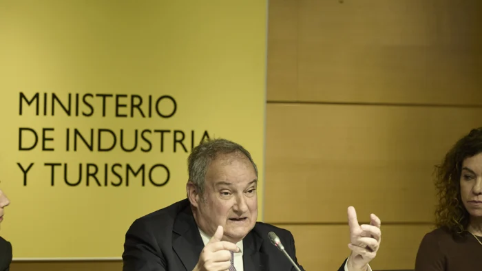 Nuevo Plan Auto+: Ayudas de hasta 4.500€ para la compra de vehículos eléctricos