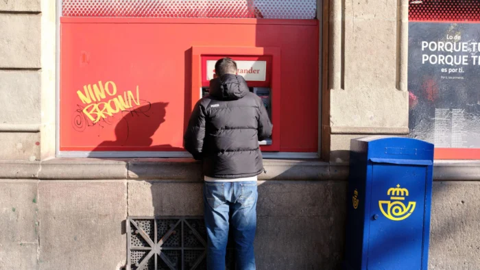 Cuentas Conjuntas: ¿Qué Sucede con el Dinero al Fallecer un Titular?