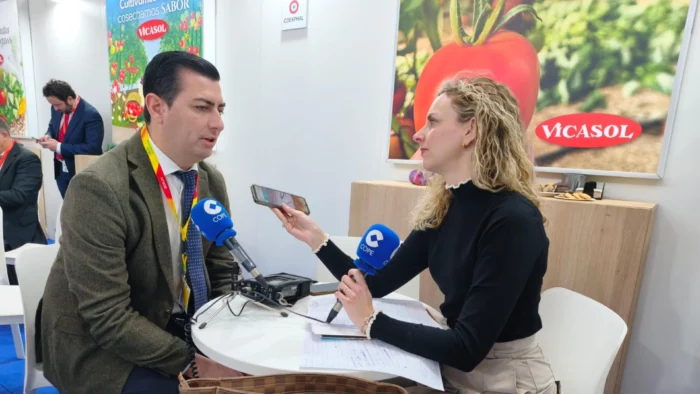 Níjar Apoya a sus Empresas Agrícolas en Fruit Logistica y Aborda Retos Clave