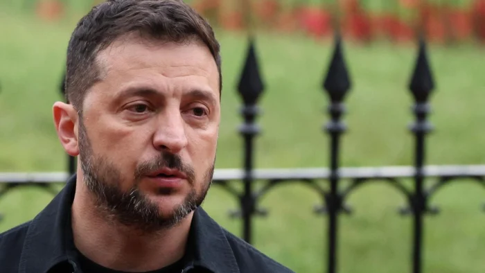Zelenski planea celebrar elecciones en Ucrania y un referéndum sobre la paz con Rusia, según el Financial Times