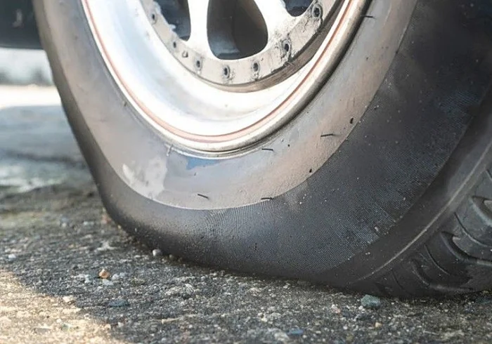 SILANES DEMANDA A MIRAVECHE POR EL ESTADO DE LA CARRETERA