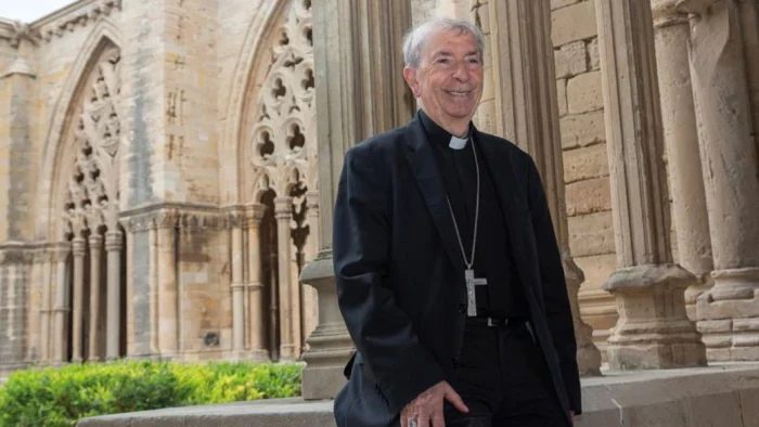 Salvador Giménez Valls: Reflexiones de un Obispo Emérito sobre la Sociedad Actual y su Trayectoria