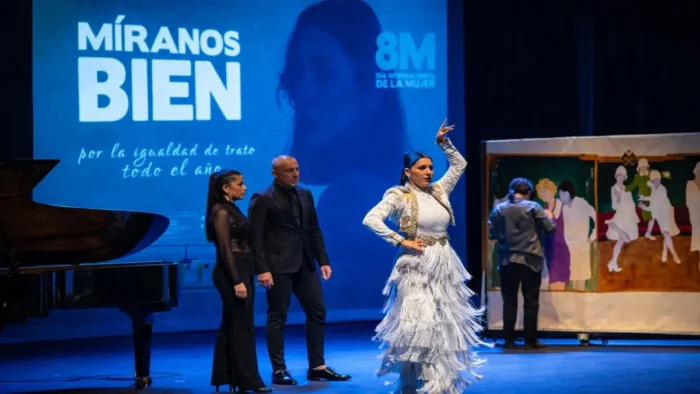 SAN FERNANDO CONMEMORA EL DÍA INTERNACIONAL DE LA MUJER CON UN ACTO EN EL REAL TEATRO DE LAS CORTES