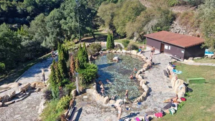 TERMAS DE OUTARIZ: UN OASIS DE BIENESTAR NATURAL EN OURENSE