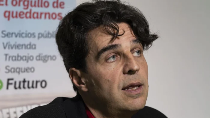 Juan Gasc&oacute;n, candidato de IU: "Castilla y Le&oacute;n es como un juguete que Ma&ntilde;ueco utiliza para intentar hacer da&ntilde;o al Gobierno"