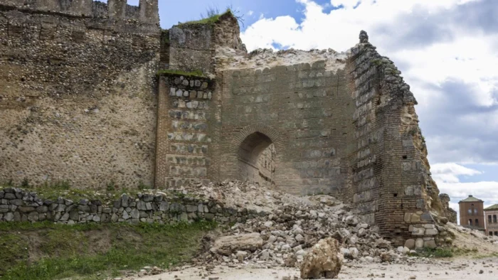 ¿Por qué se derrumban los castillos de Castilla-La Mancha?