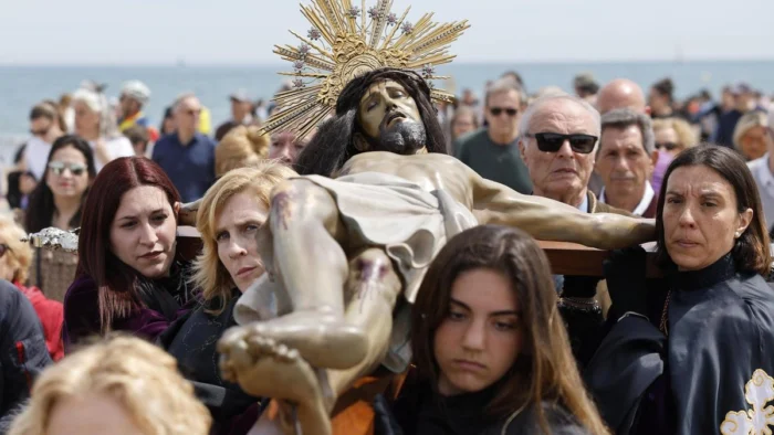 CINCO TRADICIONES PECULIARES PARA UNA SEMANA SANTA DIFERENTE EN ESPAÑA