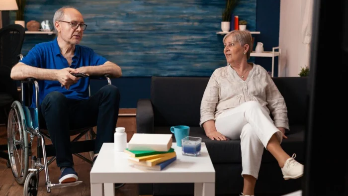 Cuatro conversaciones clave con nuestros padres al envejecer