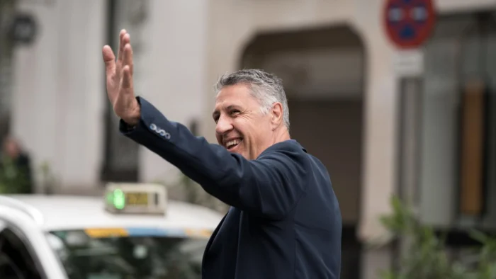 La jueza salva a Albiol de explicar por qué no abrió un albergue para los migrantes desalojados