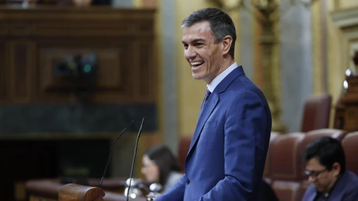 TENSIÓN EN EL CONGRESO: SÁNCHEZ CRITICA A AZNAR POR LA GUERRA DE IRAK Y ADVIERTE SOBRE LA CRISIS EN ORIENTE MEDIO