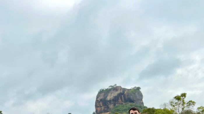 Jóvenes sevillanos que celebraban el fin del MIR quedan atrapados en Sri Lanka