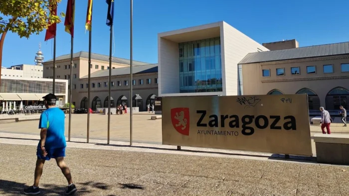 CONDENAN A TÉCNICO MUNICIPAL POR ACOSO A POLICÍA LOCAL EN ZARAGOZA; INVESTIGAN A MANDOS