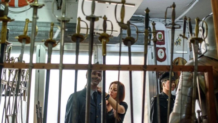 Una jueza no ve delito en los policías que hicieron pasar un negocio familiar de Getxo por una red de tráfico de armas