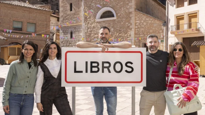 Pueblos que cuentan en Teruel: &ldquo;Hemos ido a Libros a leer libros&hellip; y los autores existen de verdad&rdquo;
