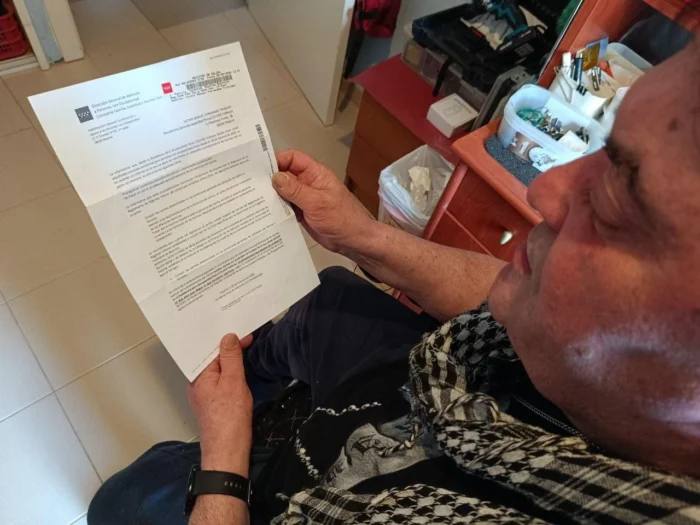 Un usuario de una residencia en Vallecas denuncia que quieren expulsarlo por sus quejas: "Quiero que nos traten con dignidad"