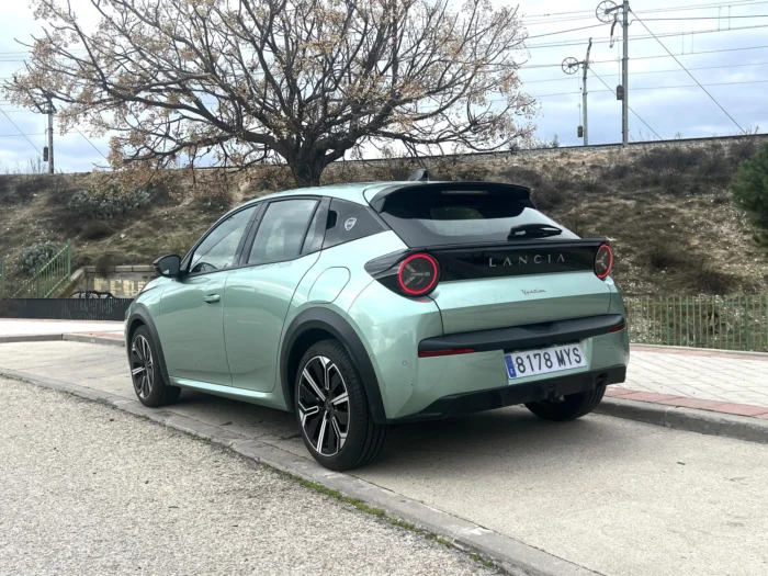 Lancia Ypsilon MHEV, la atracci&oacute;n de lo diferente