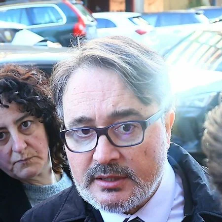 "No hay ninguna casa de los horrores", dicen las defensas de la pareja acusada de retener a sus hijos cuatro a&ntilde;os en Oviedo