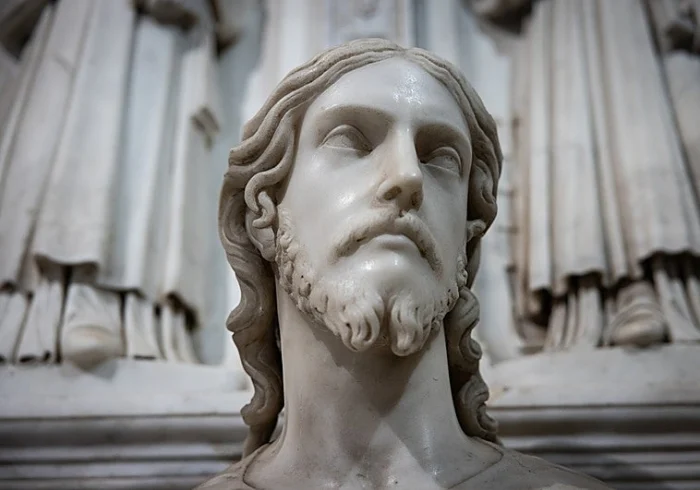 Presentan un busto atribuido a Miguel Ángel en Roma