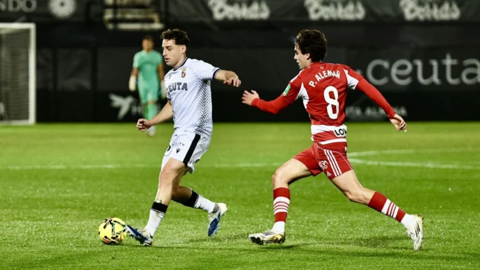 Un problema muy grave para el partido que juega el Granada CF este domingo Riazor