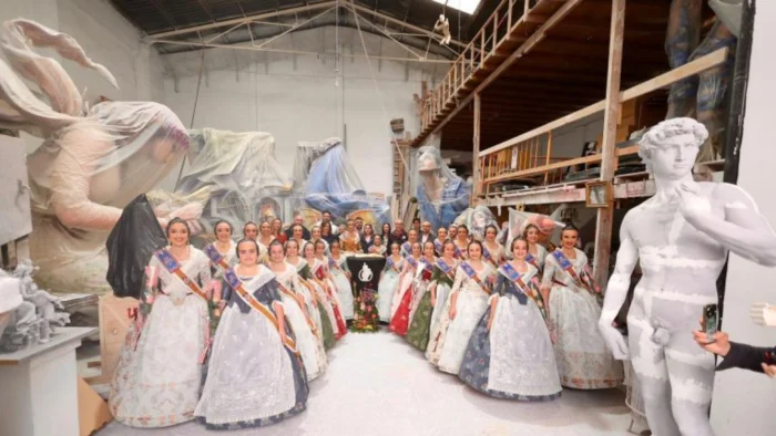 Tensión en el Gremio de Artistas Falleros por Inspecciones Laborales Inoportunas