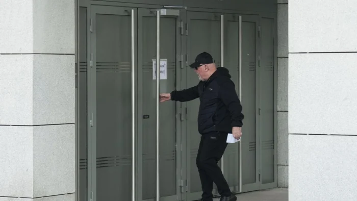 Acuerdo en el caso Dina: Periodistas se libran del juicio tras pedir perdón a Iglesias y Bousselham