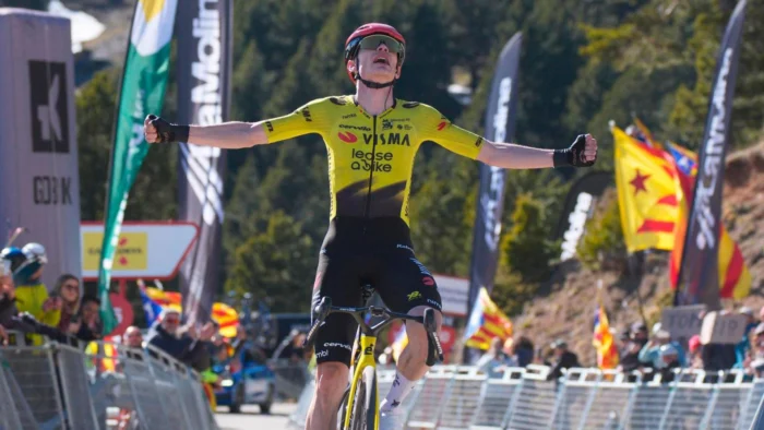 Vingegaard anula la Volta