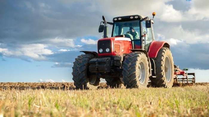 Agricultor granadino gana demanda por sistema de autoguiado agrícola defectuoso