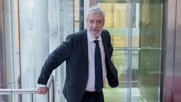 Audiencia de Madrid ordena reabrir investigación contra Miguel Ángel Rodríguez por difusión de datos de periodistas