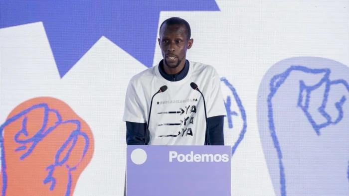 Podemos denuncia "brutalidad policial" en la detención de Serigne Mbaye y señala a Marlaska: "Es el máximo responsable"