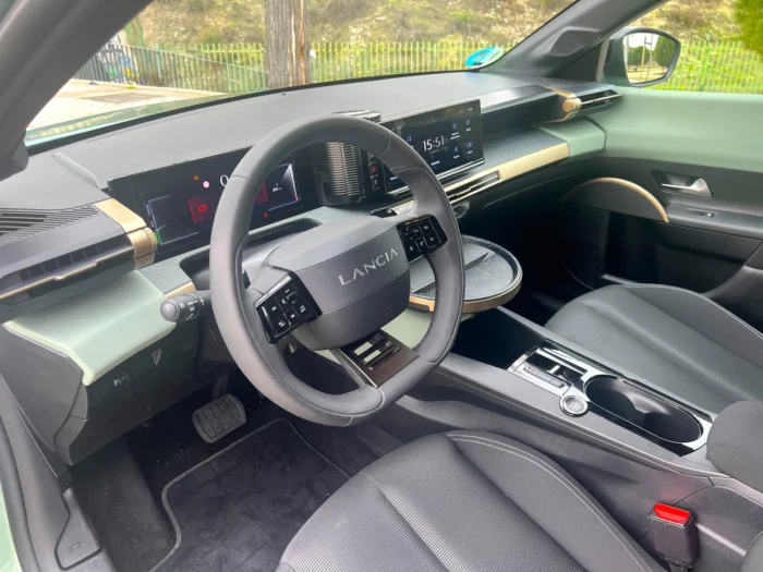 Lancia Ypsilon MHEV, la atracci&oacute;n de lo diferente