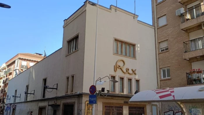 Ciudadanía protegiendo su memoria colectiva: el movimiento que salvó el Cine Rex y transformó la defensa del patrimonio en Murcia