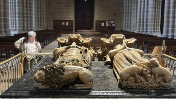 El misterio del sepulcro vacío de Carlos III el Noble de Navarra, la obra maestra del gótico europeo declarado BIC