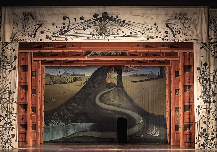 El telón de Dalí para 'Bacchanale' se vende en subasta en París