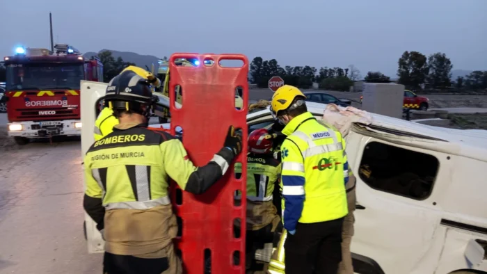 Grave accidente de tráfico entre Lorca y Puerto Lumbreras deja un herido grave