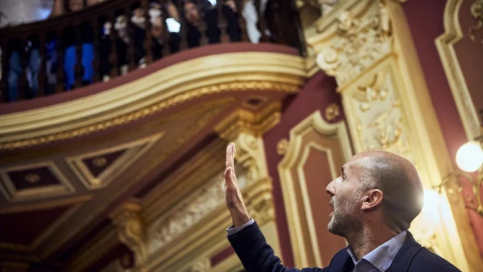 El alcalde de Ourense se sincera tras su primera ópera: "Yo a esto no vuelvo