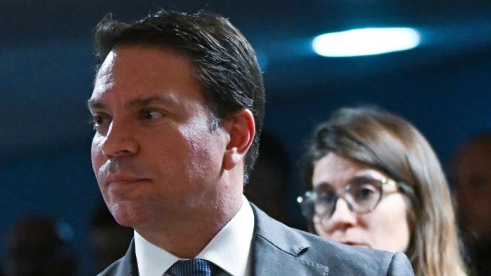 Arrestado en Florida exdiputado brasileño condenado por trama golpista contra Lula