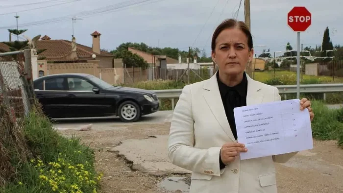 CHICLANA EXCLUIDA DE AYUDAS PARA CAMINOS RURALES: CRECE LA POLÉMICA