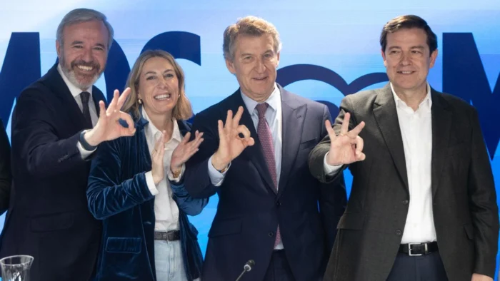 Nuevos aires políticos en Extremadura: ¿Un regalo de Feijóo a Vox?