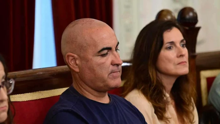 Alertan de riesgos laborales y presencia de amianto en el Parque Móvil de Cádiz