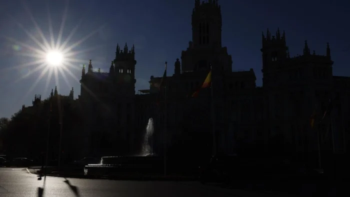 Subida de Temperaturas en Madrid: Se Esperan Hasta 24 Grados