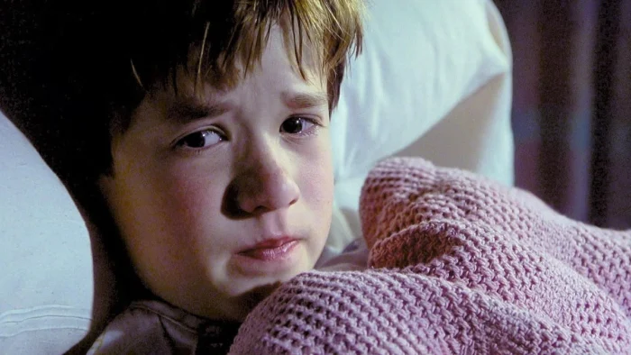 LA FRASE MÁS ICÓNICA DE ‘EL SEXTO SENTIDO’ Y SU TRADUCCIÓN