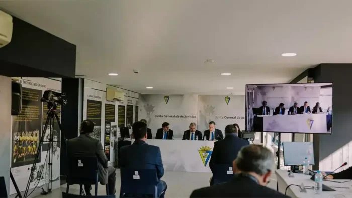 Nueva Junta de Accionistas del Cádiz CF Revive Controversias Legales