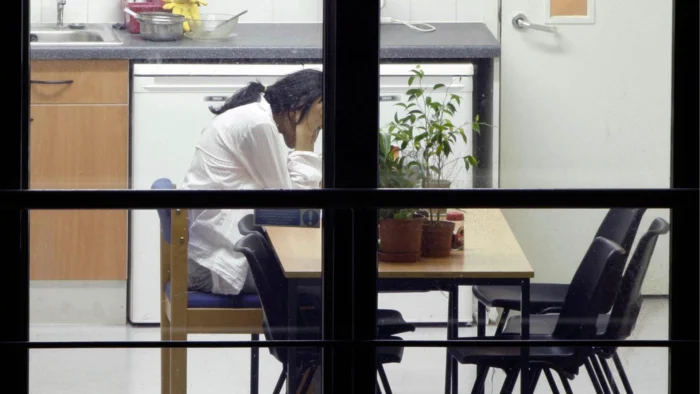 "La depresión comienza antes de la tristeza ;vivimos en la cultura de la autoexigencia, el rendimiento, la imagen, y y hay cada vez más personas exhaustas y rotas por dentro"